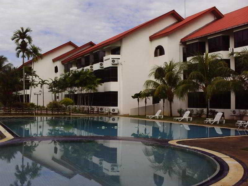 De Rhu Beach Resort Kuantan Kültér fotó