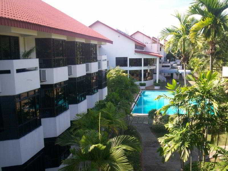 De Rhu Beach Resort Kuantan Kültér fotó